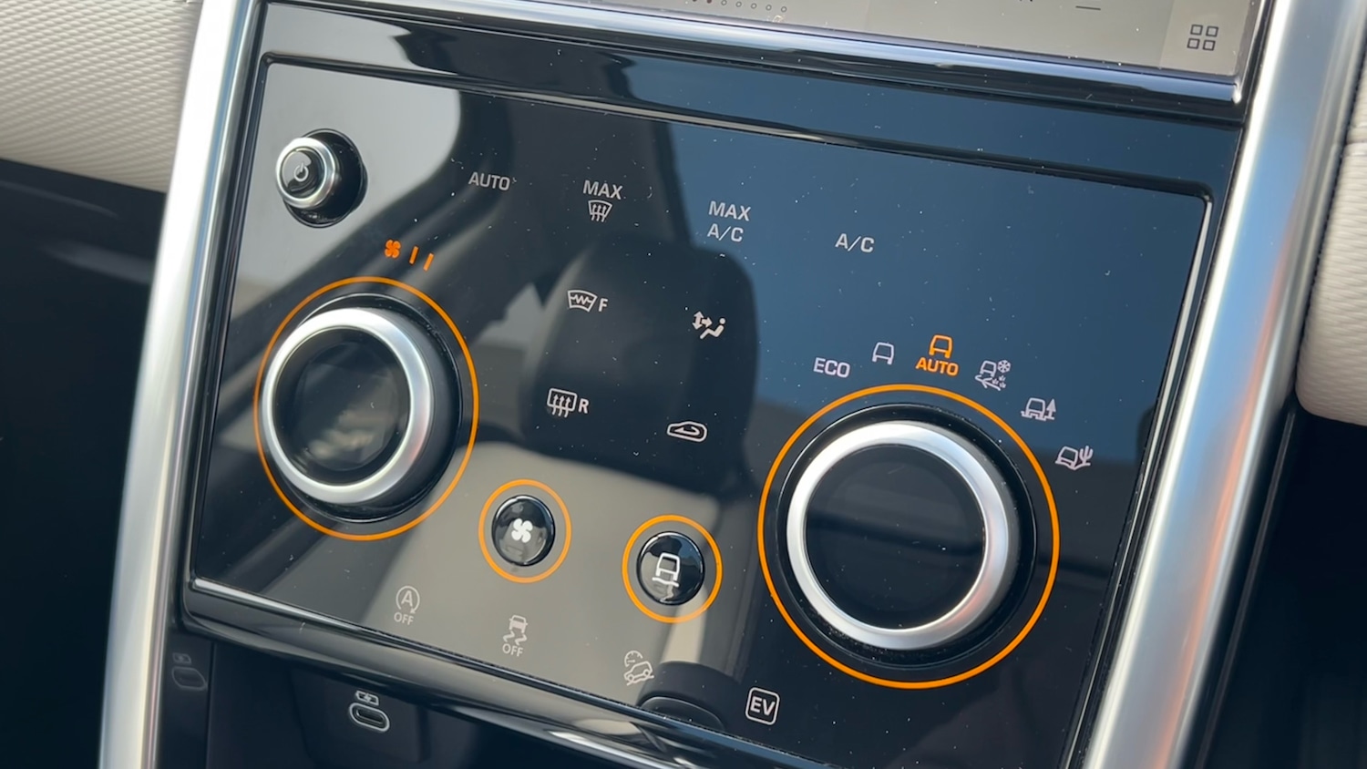 Used Land Rover Discovery Sport 2023 for sale - 77822040: Photo 43