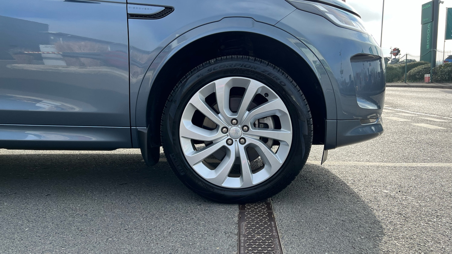 Used Land Rover Discovery Sport 2023 for sale - 77822040: Photo 8