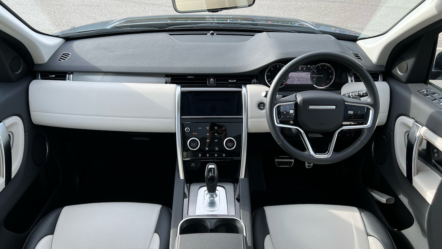 Used Land Rover Discovery Sport 2023 for sale - 77822040: Photo 9