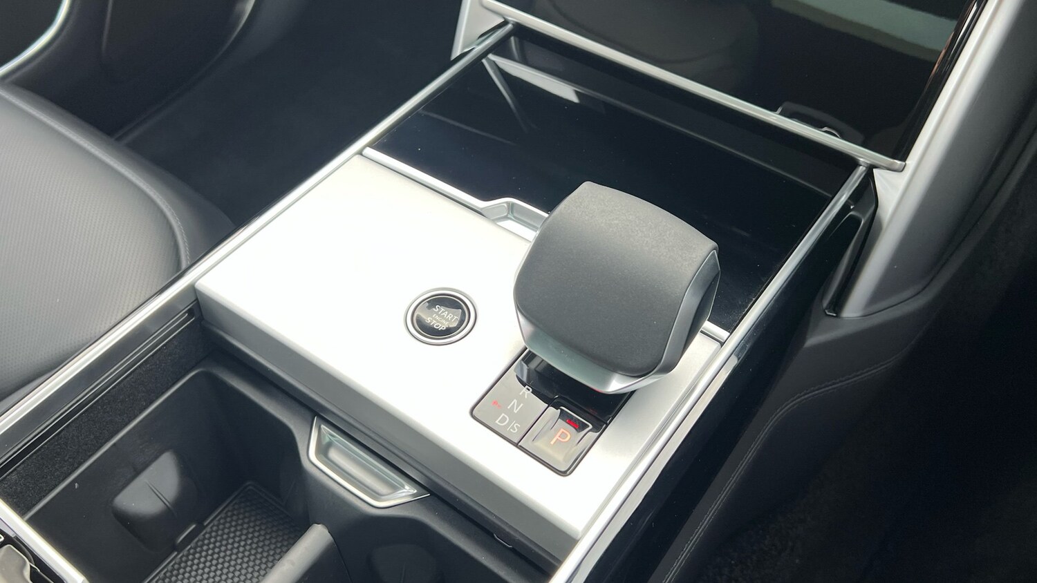 Used Land Rover Range Rover 2025 for sale - 77167889: Photo 13