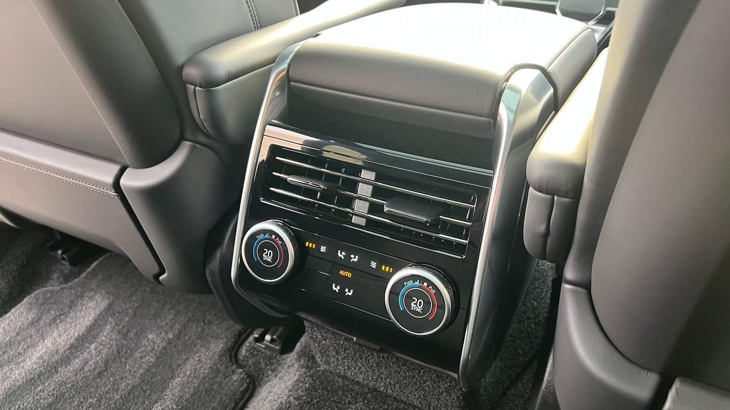 Used Land Rover Range Rover 2025 for sale - 77167889: Photo 18