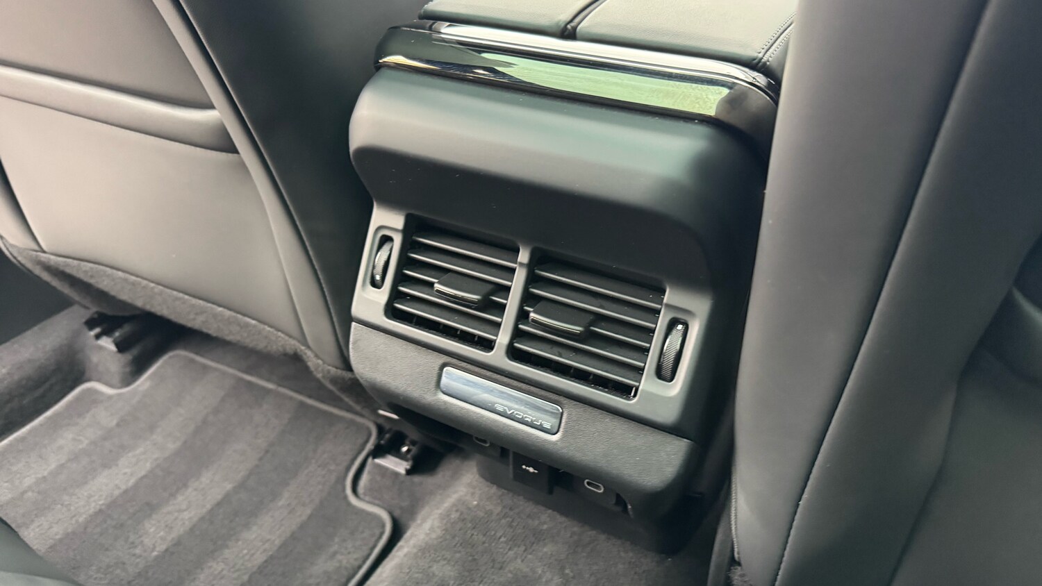 Used Land Rover Range Rover Evoque 2025 for sale - 76219064: Photo 18