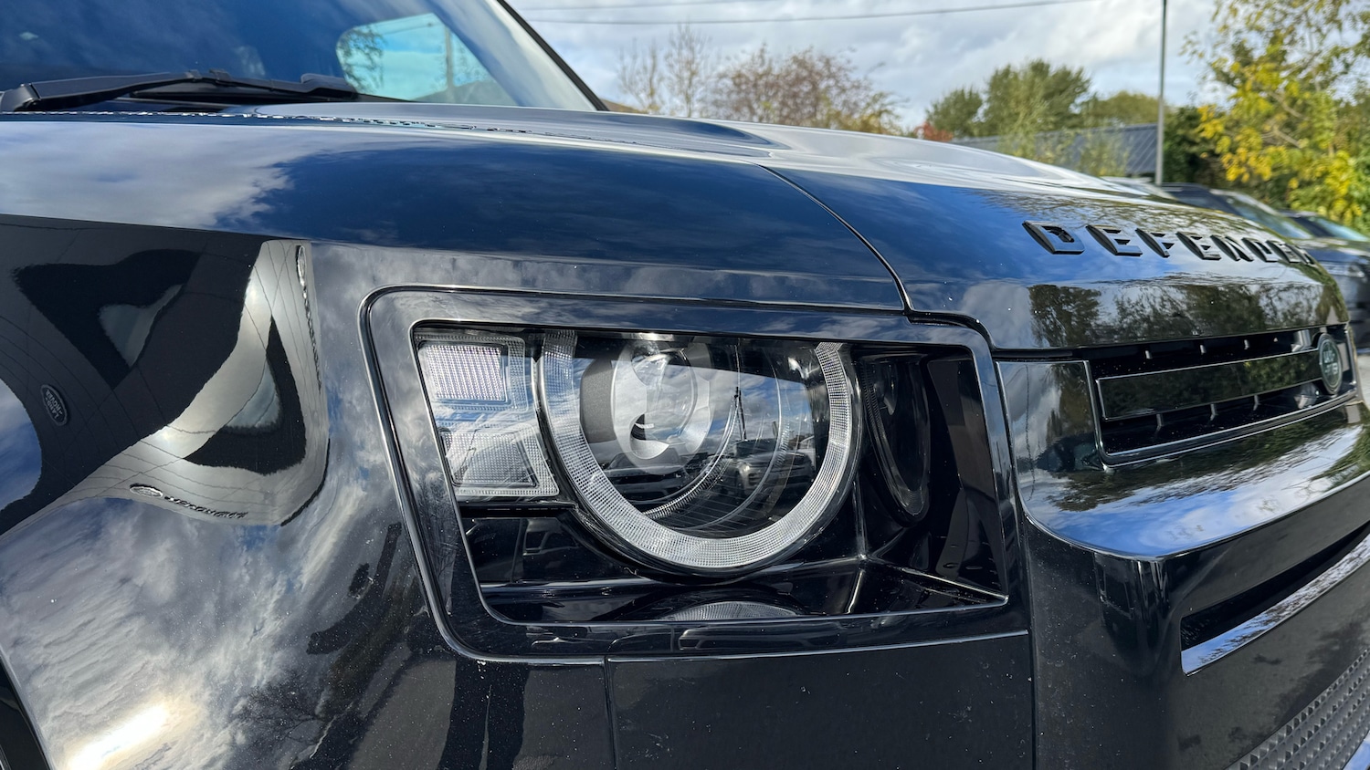 Used Land Rover Defender 2025 for sale - 76340456: Photo 17