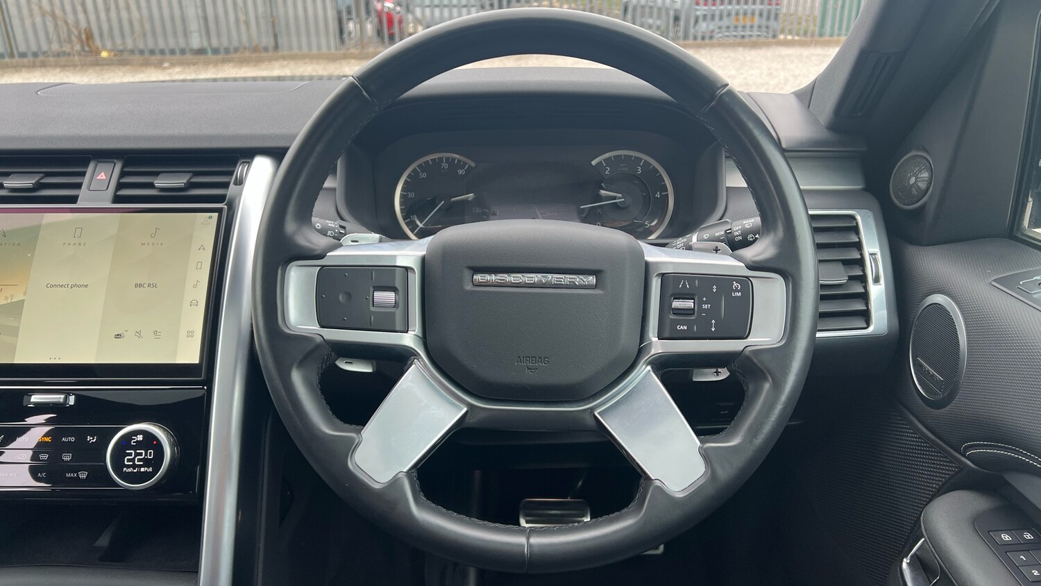 Used Land Rover Discovery 2022 for sale - 77917101: Photo 15