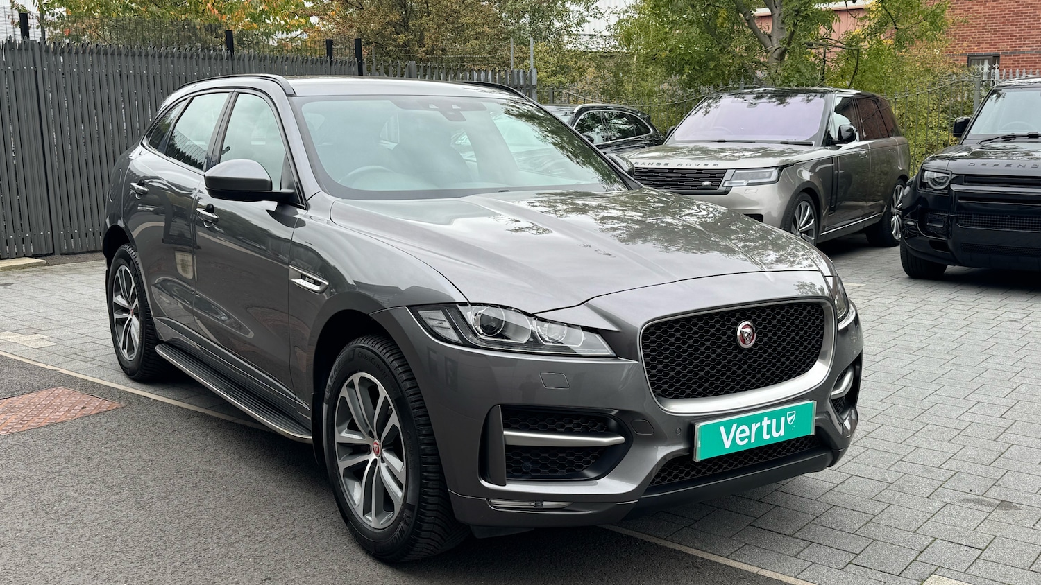 Used Jaguar F-Pace 2017 for sale - 76290454: Photo 25