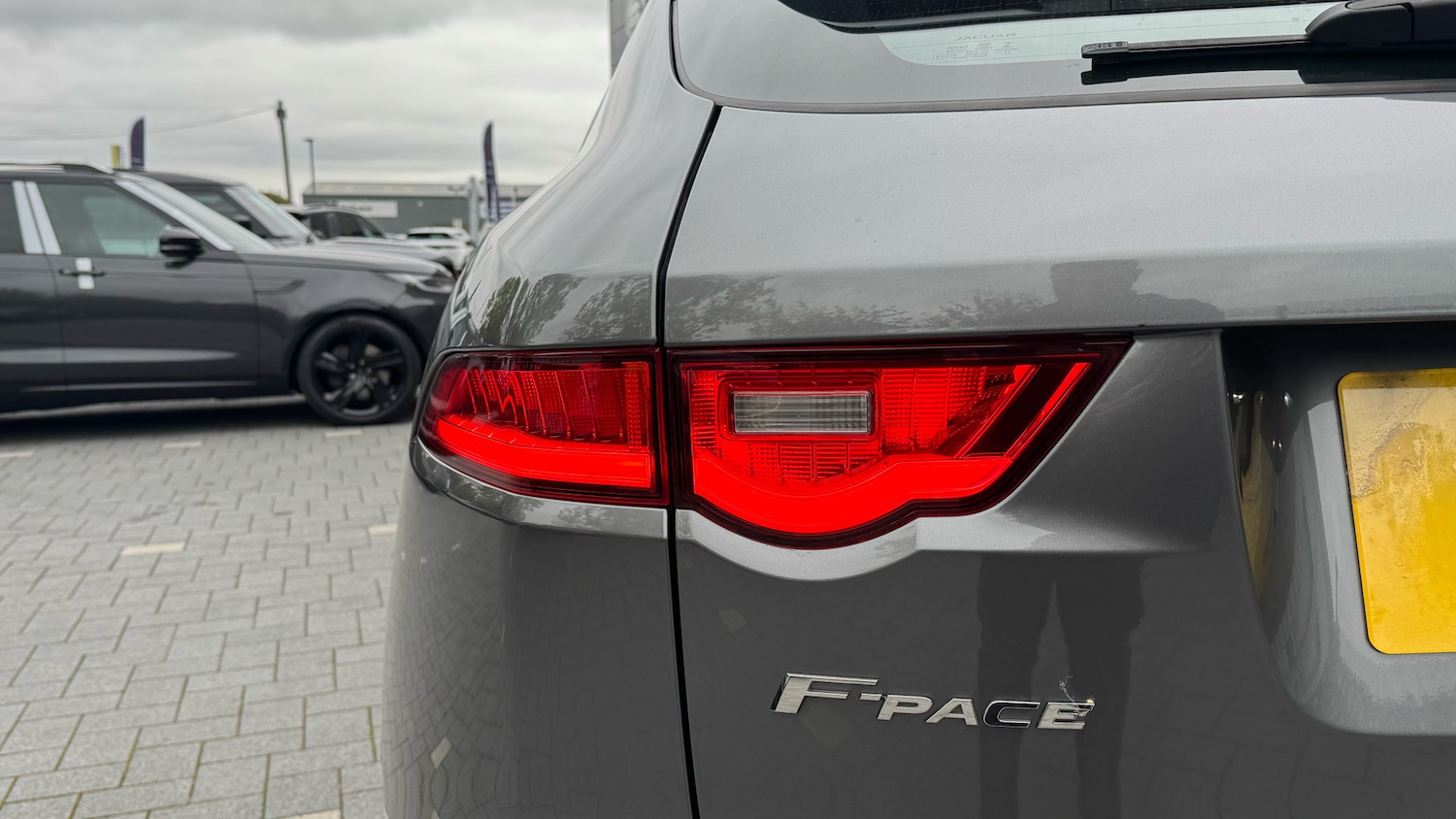Used Jaguar F-Pace 2017 for sale - 76290454: Photo 30