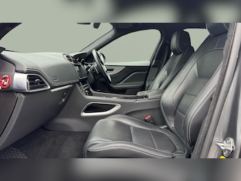Used Jaguar F-Pace 2017 for sale - 76290454: Photo