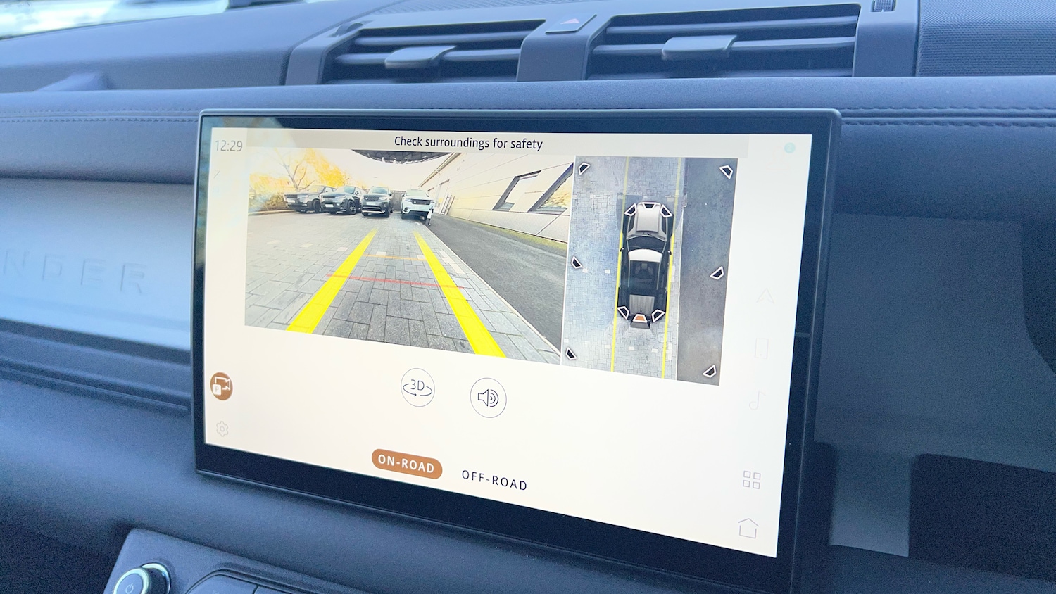 Used Land Rover Defender 2025 for sale - 76723030: Photo 12