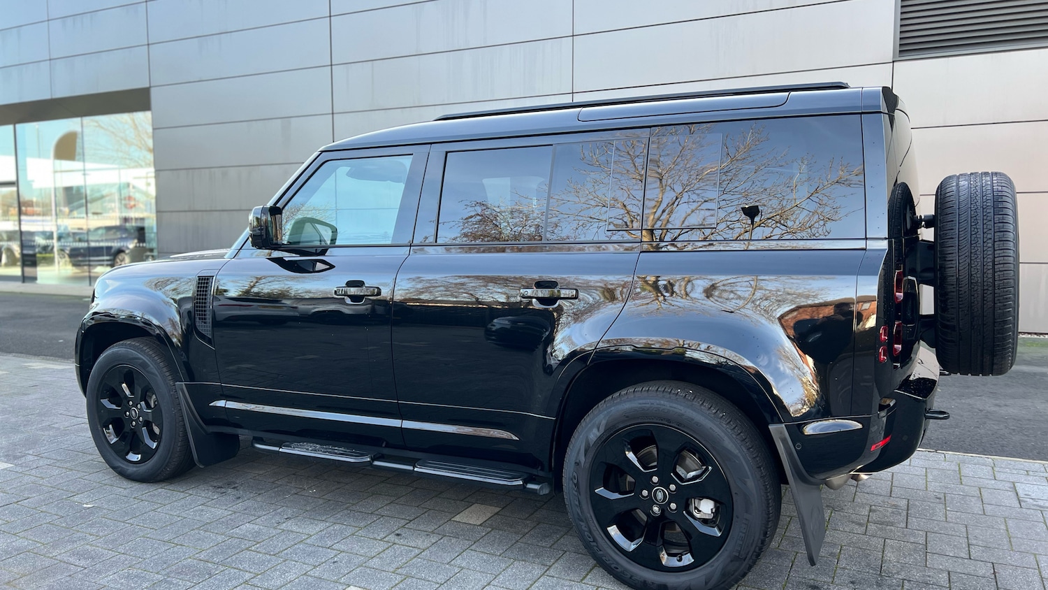 Used Land Rover Defender 2025 for sale - 76723030: Photo 21