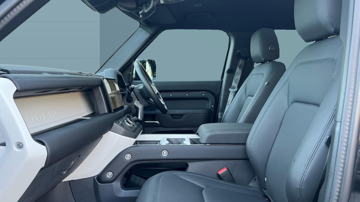 Used Land Rover Defender 2025 for sale - 76723030: Photo 3