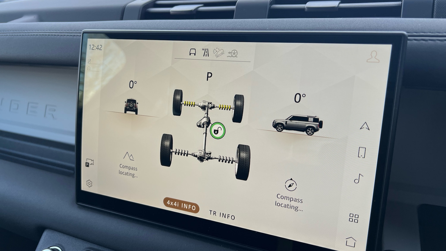 Used Land Rover Defender 2025 for sale - 76723030: Photo 40