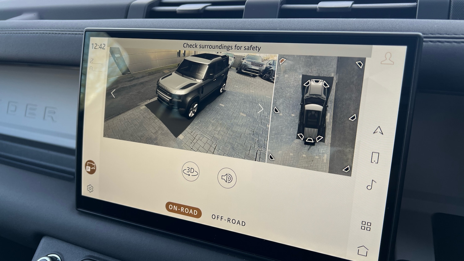 Used Land Rover Defender 2025 for sale - 76723030: Photo 41