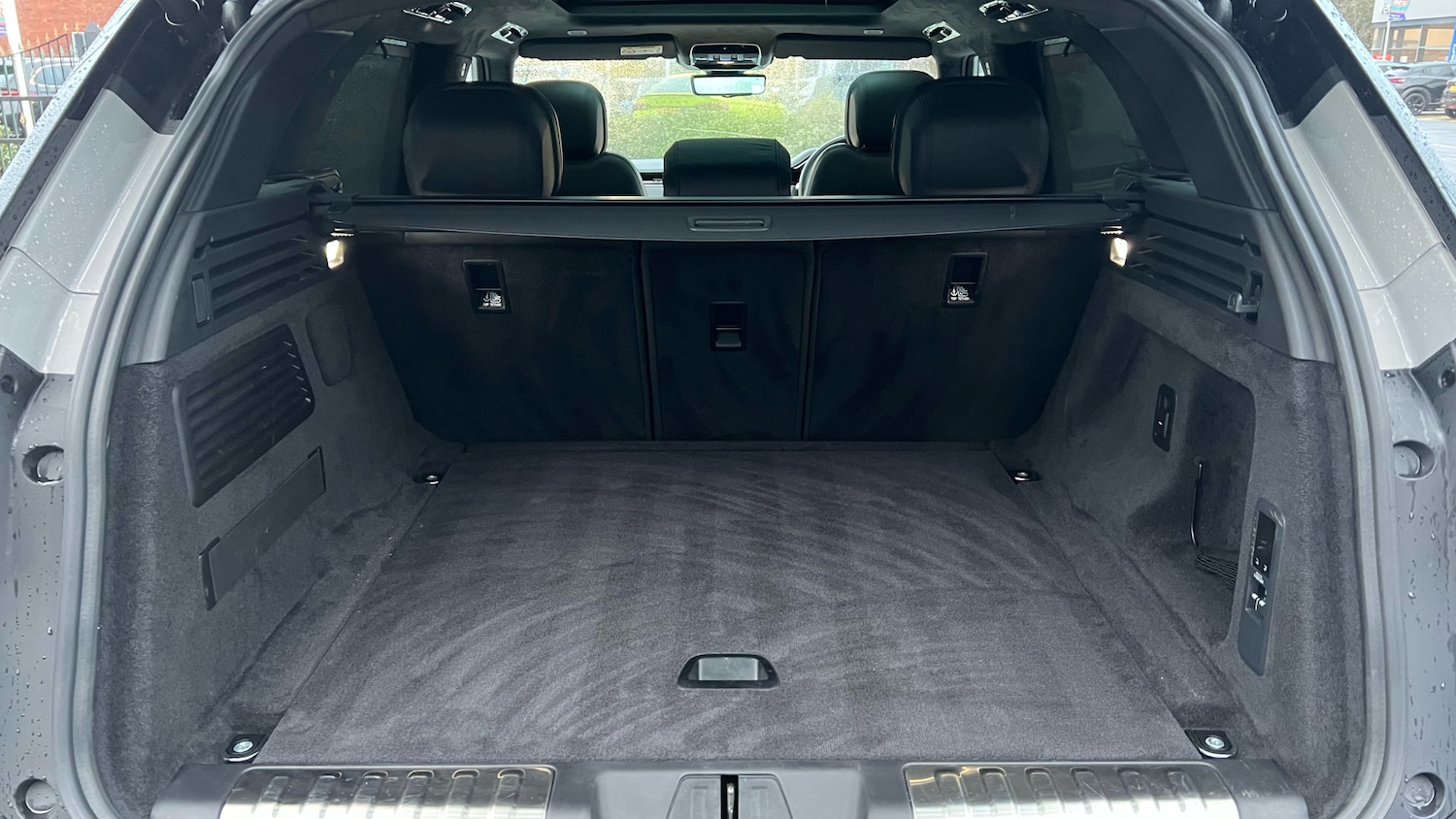 Used Land Rover Range Rover Sport 2025 for sale - 76945783: Photo 10