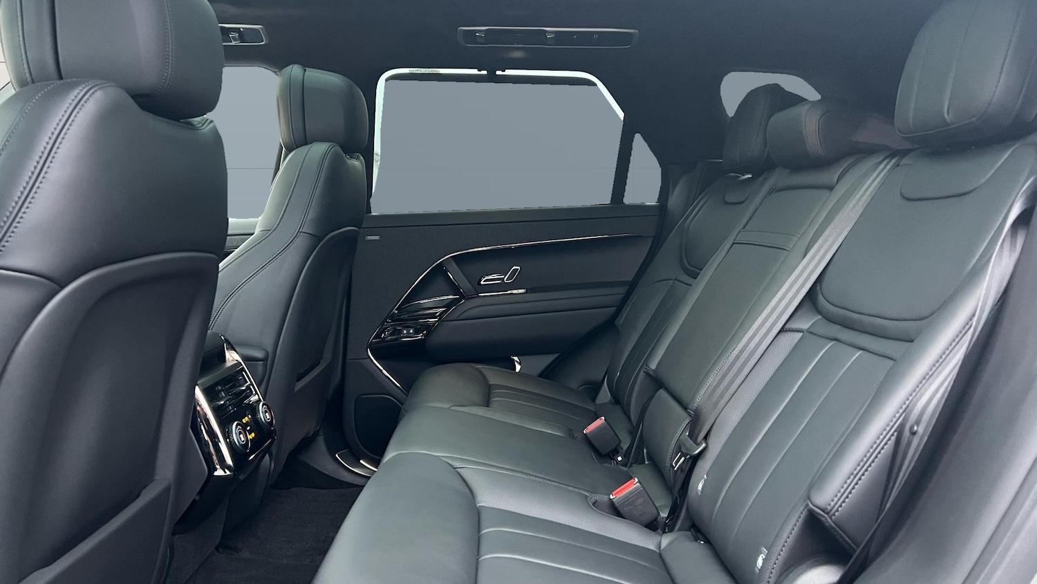 Used Land Rover Range Rover Sport 2025 for sale - 76945783: Photo 4