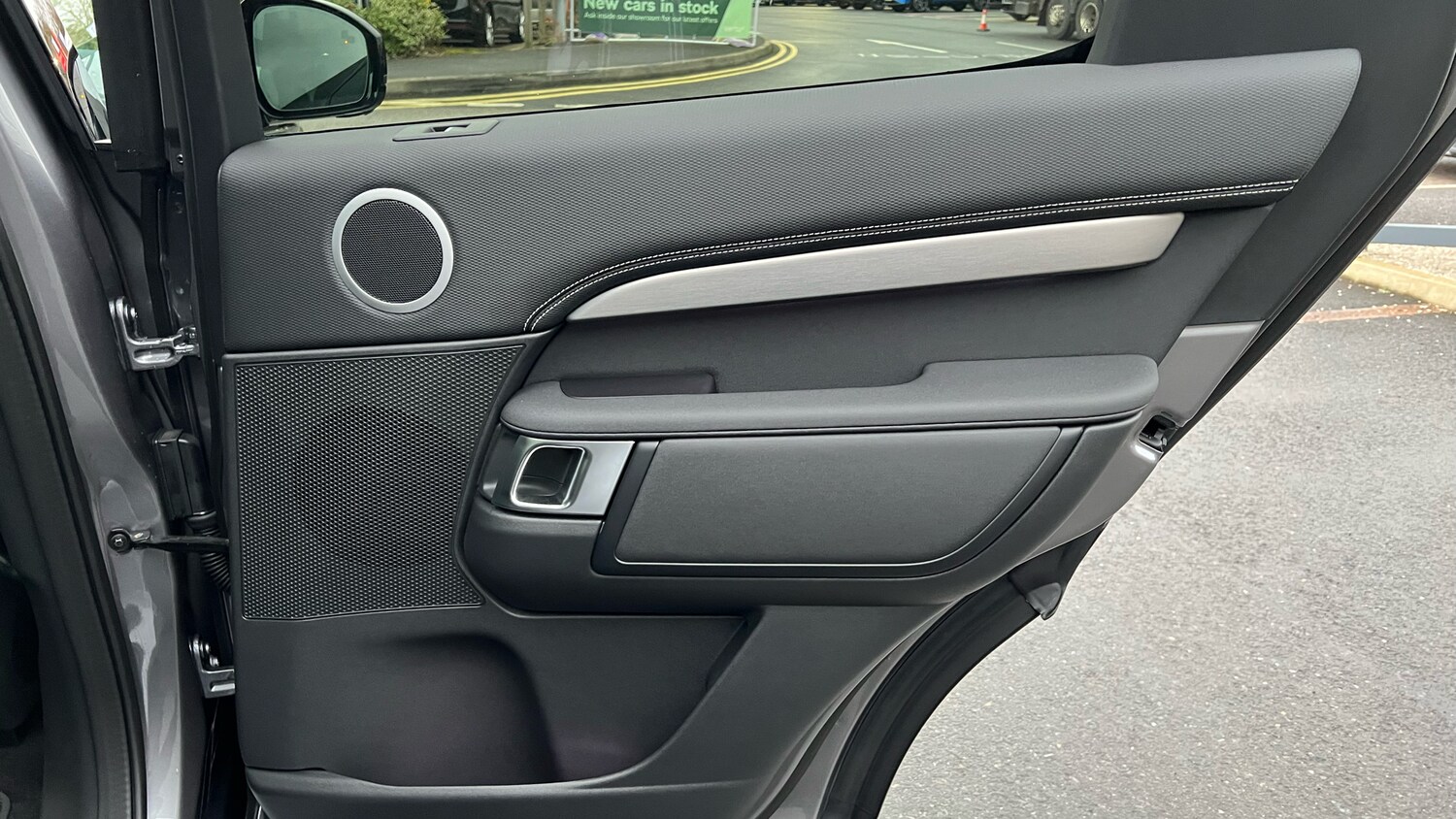 Used Land Rover Discovery 2025 for sale - 77789482: Photo 31