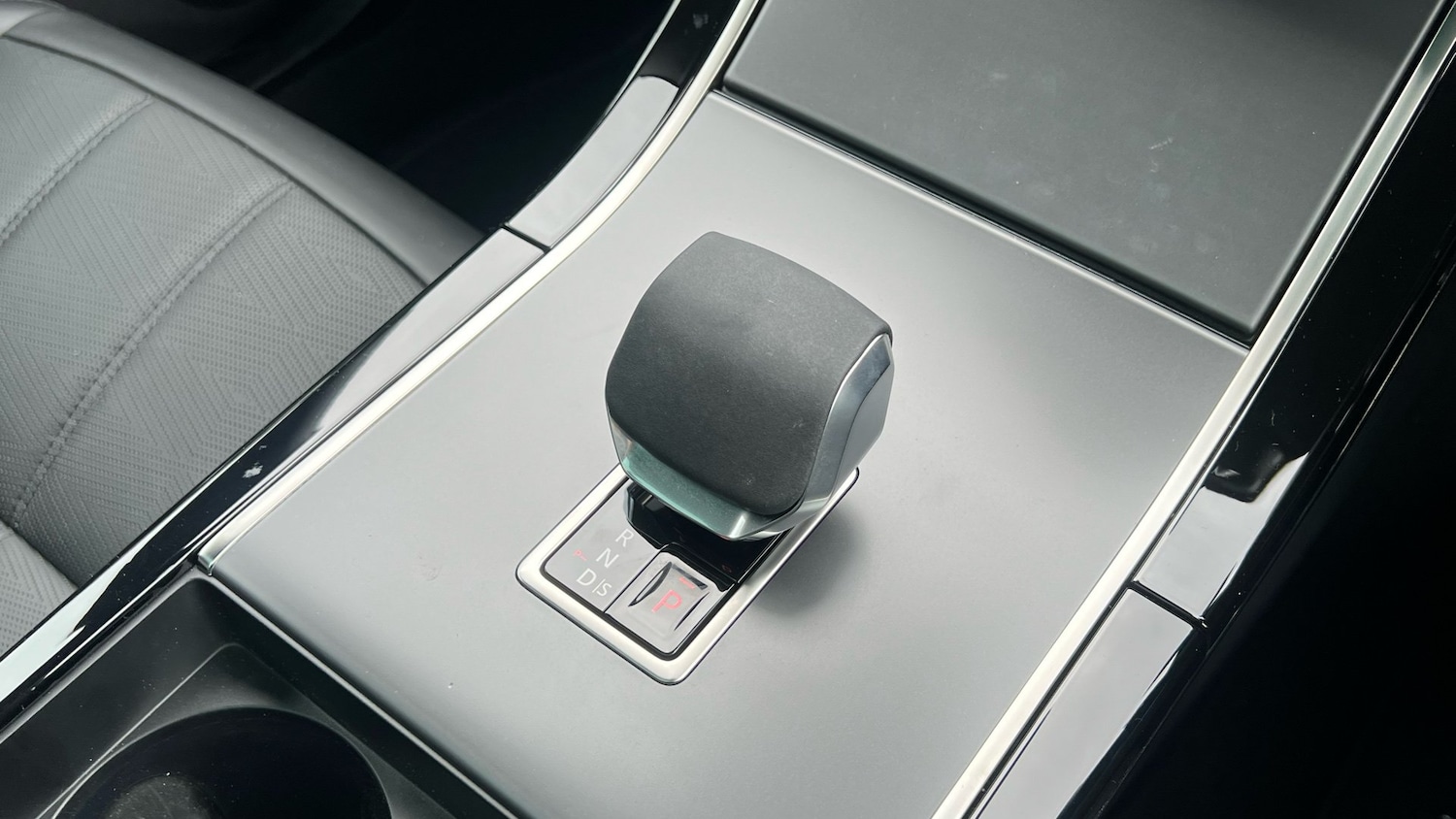 2025 Land Rover Range Rover Evoque 2.0 D200 Dynamic HSE 5dr Auto Diesel Hatchbac - Picture 13 of 24