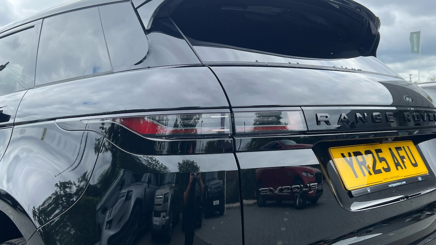 2025 Land Rover Range Rover Evoque 2.0 D200 Dynamic HSE 5dr Auto Diesel Hatchbac - Picture 19 of 24