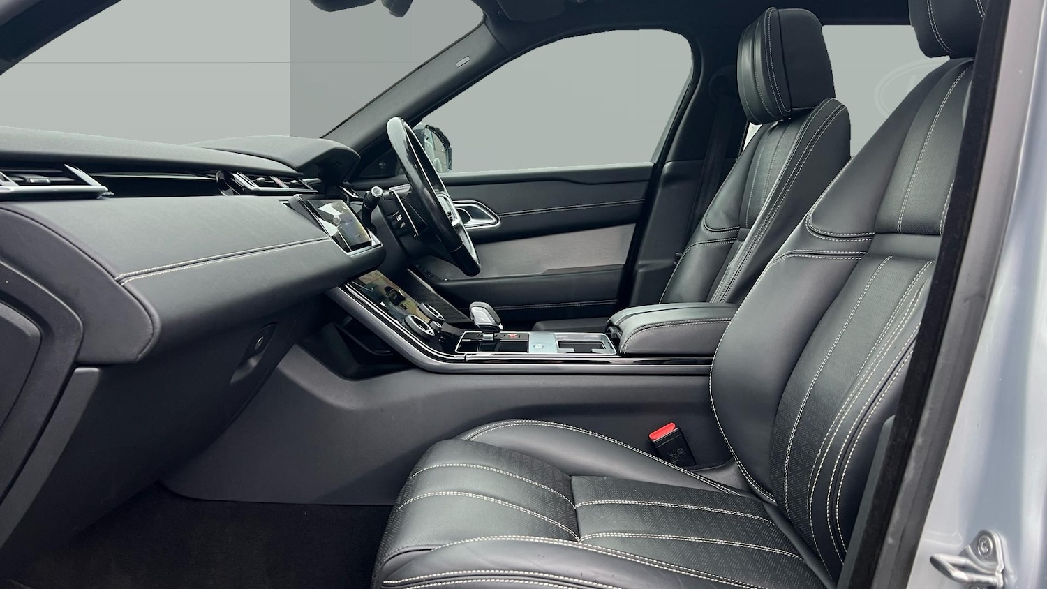 Used Land Rover Range Rover Velar 2021 for sale - 77545683: Photo 3