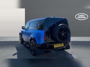 Used Land Rover Defender 2025 for sale - 75567868: Photo