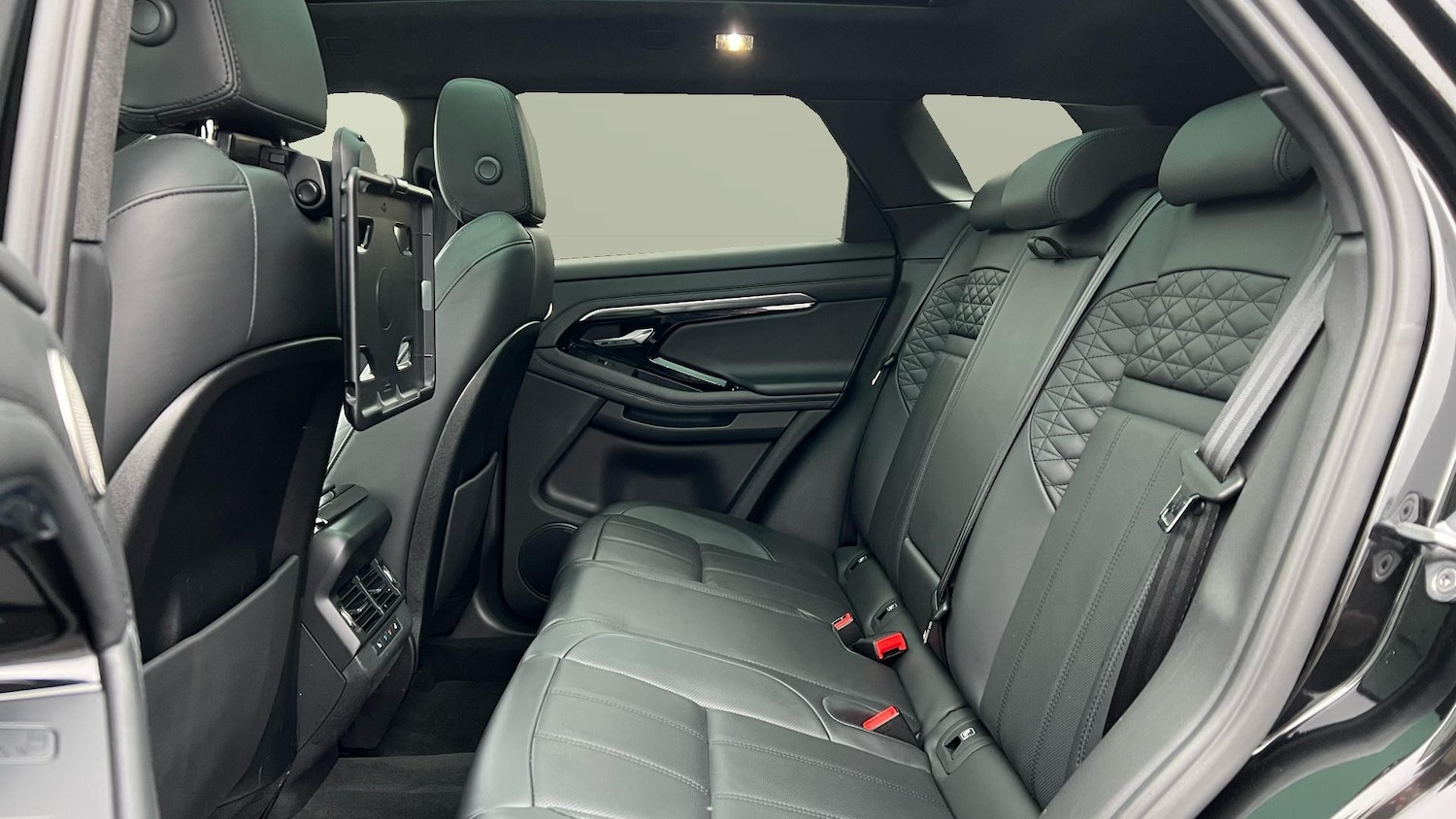 Used Land Rover Range Rover Evoque 2022 for sale - 77584380: Photo 4