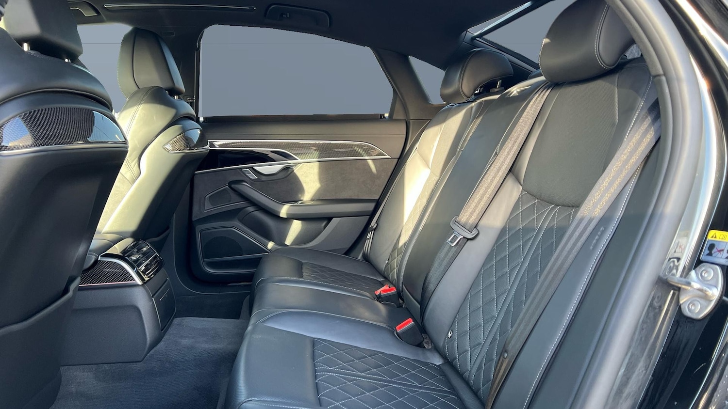 Used Audi A8 2023 for sale - 77367493: Photo 4