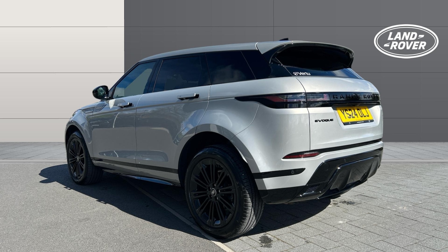 Used Land Rover Range Rover Evoque 2024 for sale - 78182689: Photo 2
