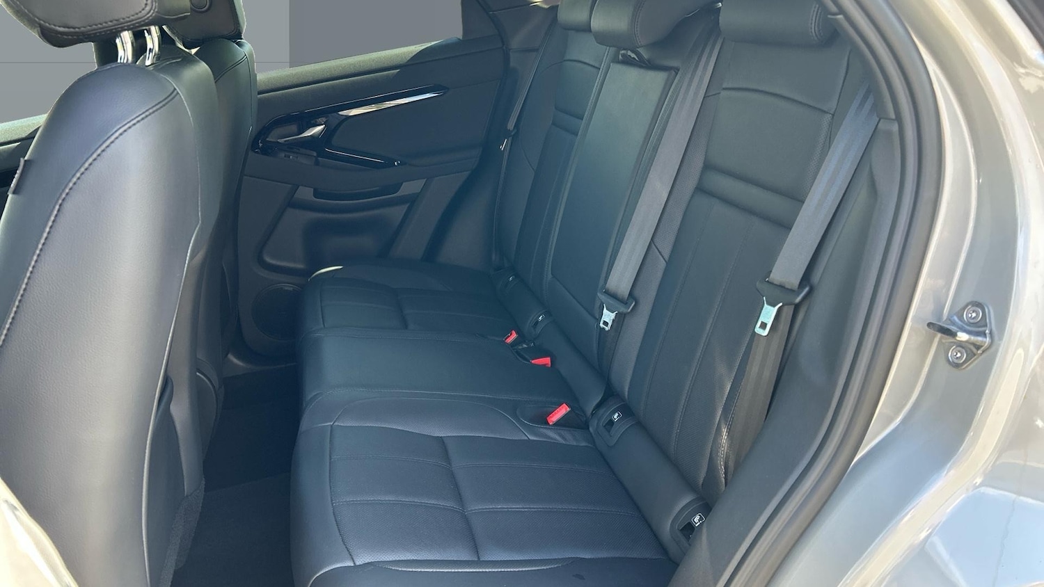 Used Land Rover Range Rover Evoque 2024 for sale - 78182689: Photo 4