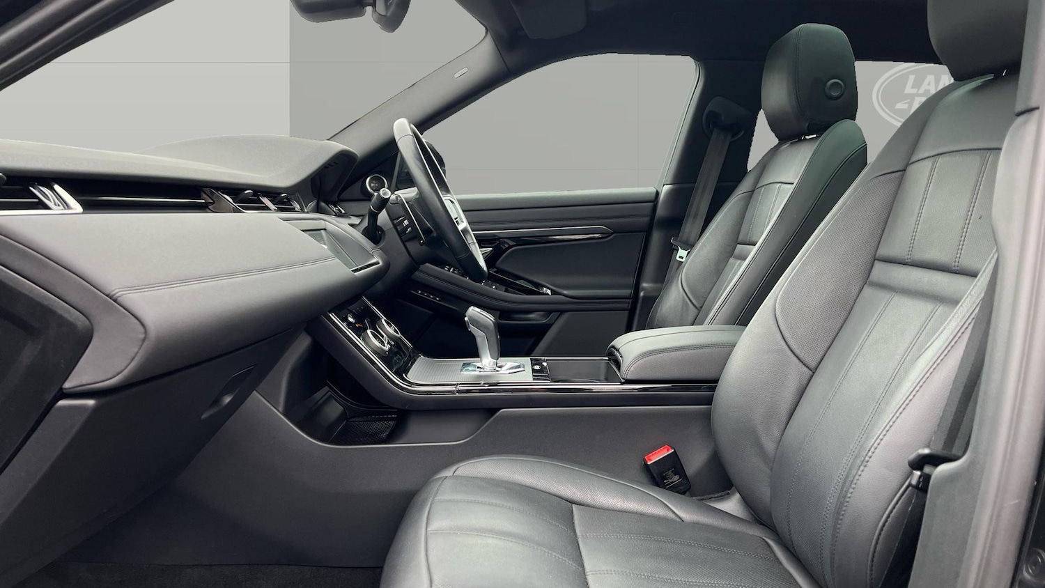 Used Land Rover Range Rover Evoque 2022 for sale - 77151863: Photo 3