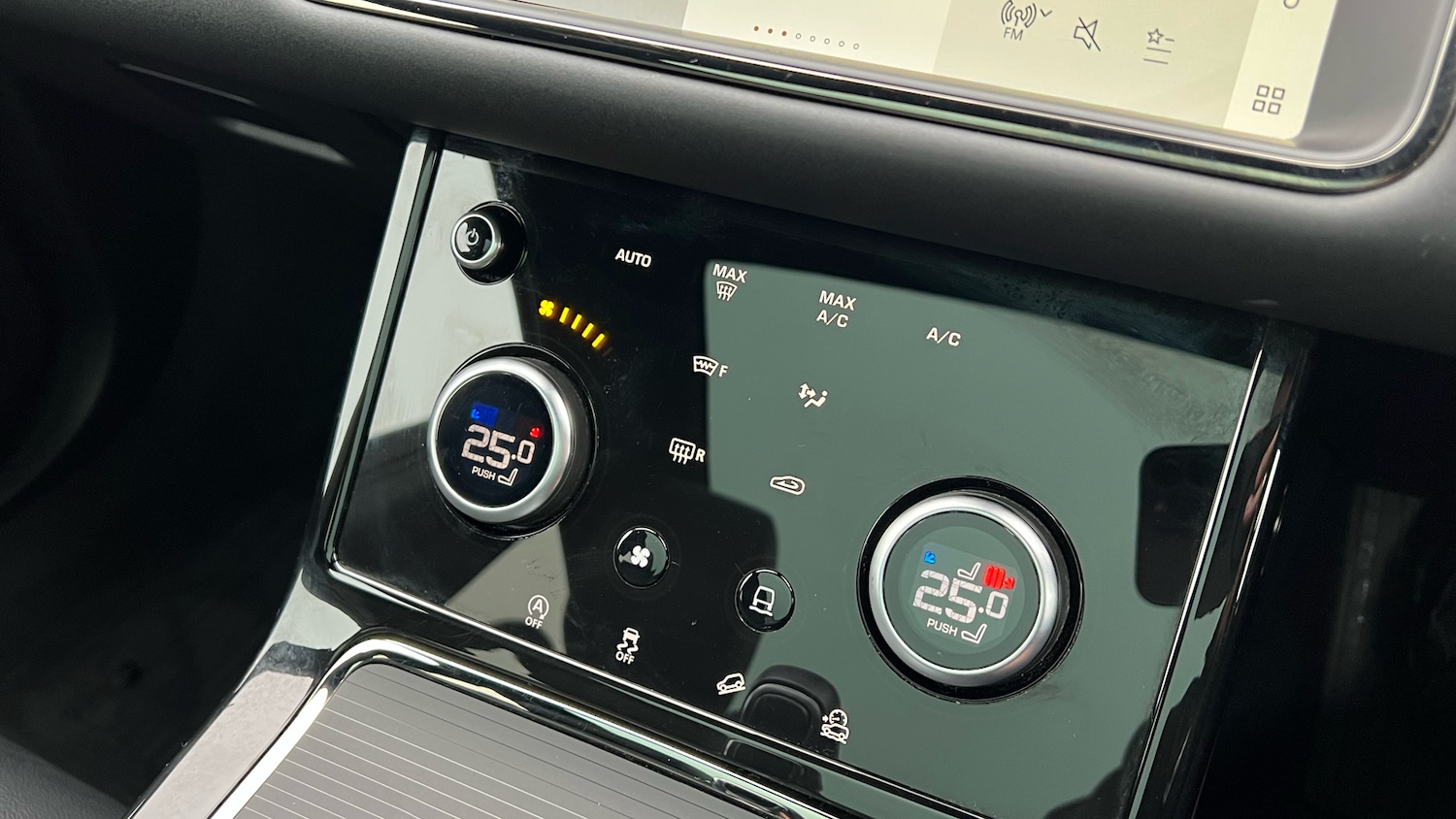 Used Land Rover Range Rover Evoque 2022 for sale - 77151863: Photo 42