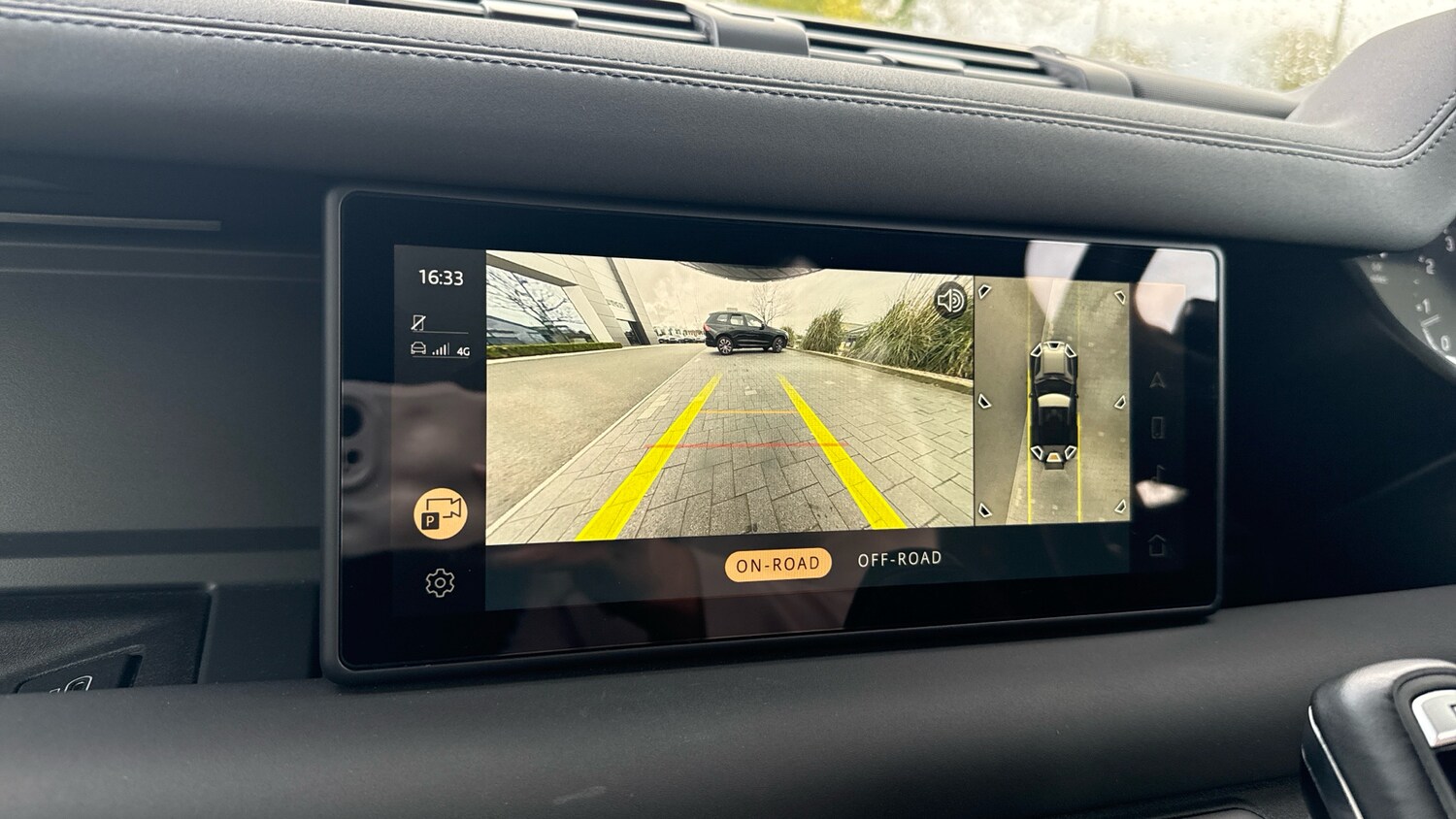 Used Land Rover Defender 2023 for sale - 78149795: Photo 12