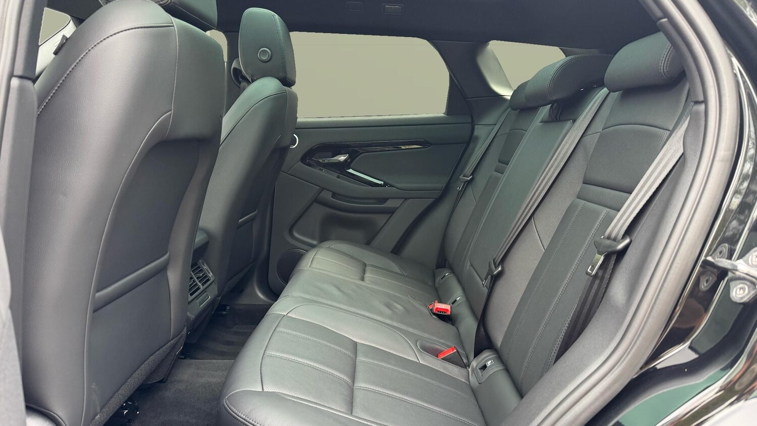 Used Land Rover Range Rover Evoque 2025 for sale - 76287120: Photo 4