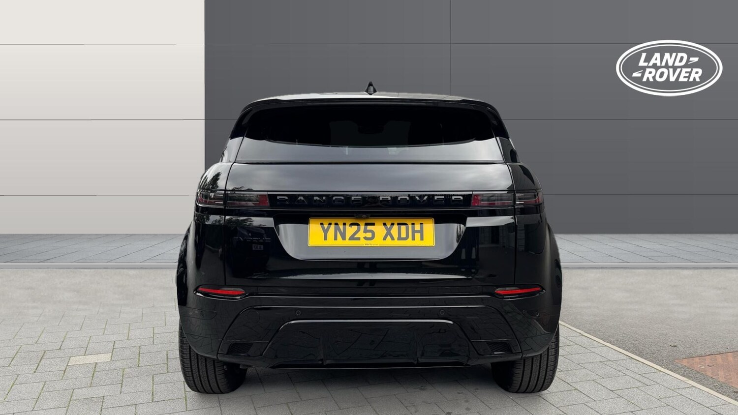 Used Land Rover Range Rover Evoque 2025 for sale - 76287120: Photo 6