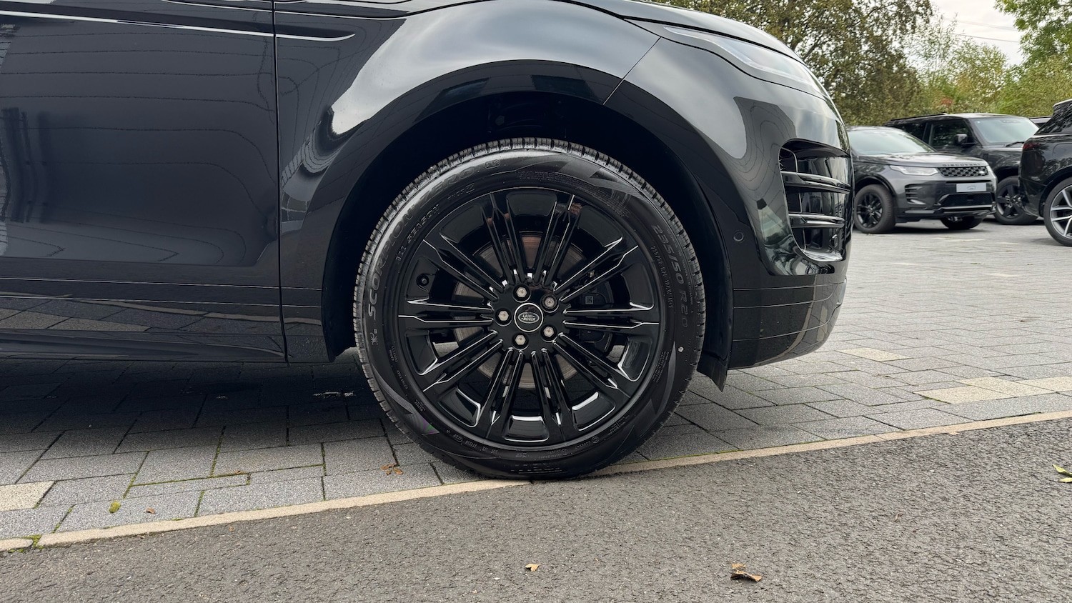 Used Land Rover Range Rover Evoque 2025 for sale - 76287120: Photo 8