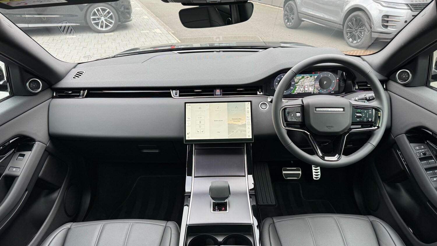 Used Land Rover Range Rover Evoque 2025 for sale - 76287120: Photo 9