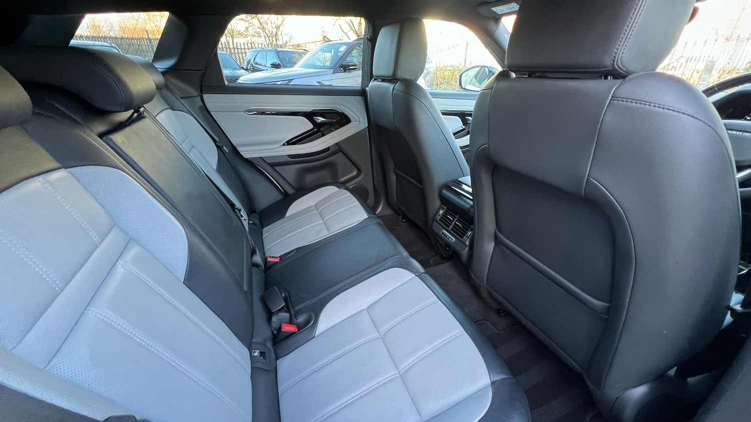 Used Land Rover Range Rover Evoque 2021 for sale - 77210899: Photo 32