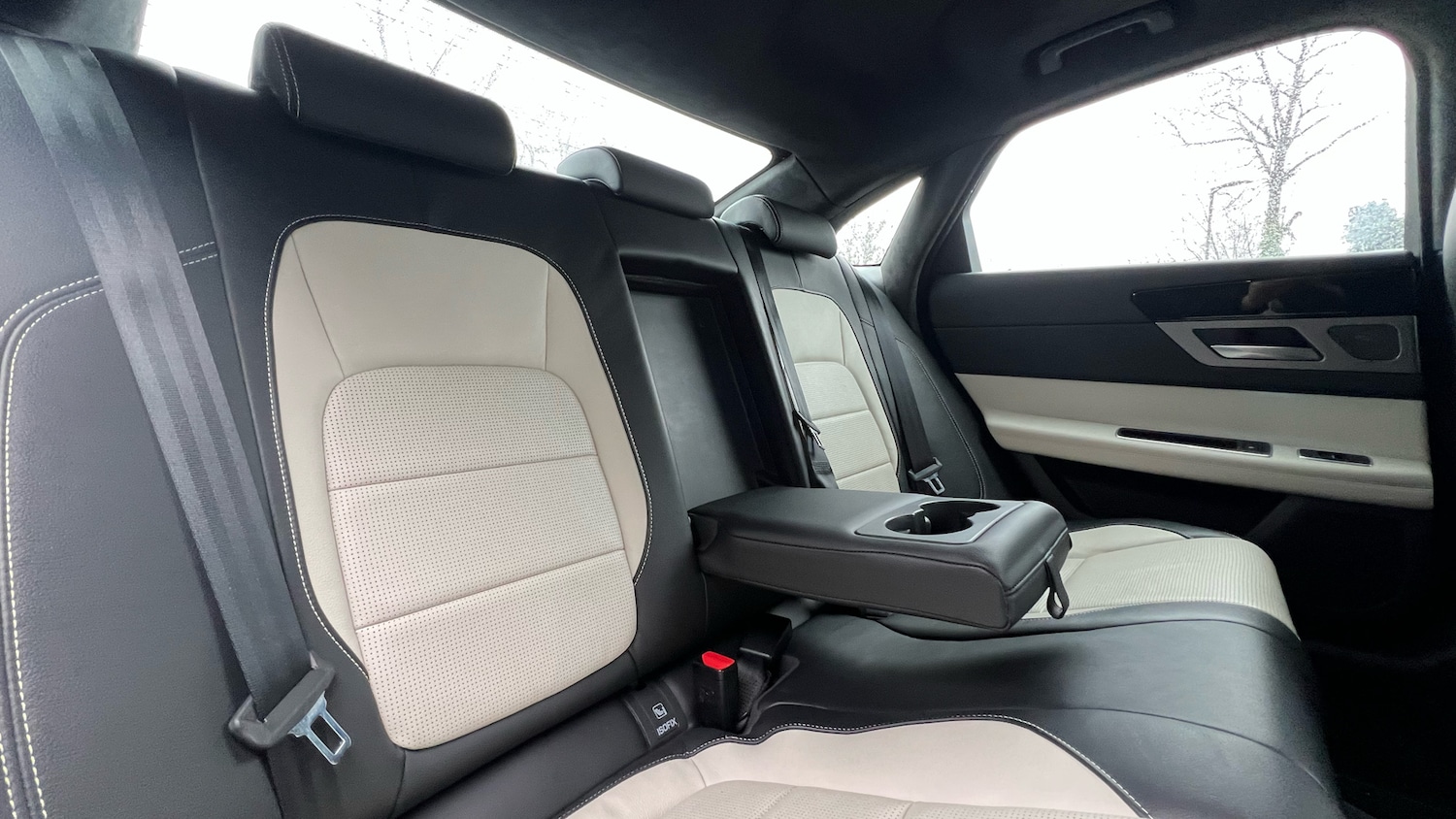 Used Jaguar XF 2020 for sale - 77728909: Photo 32