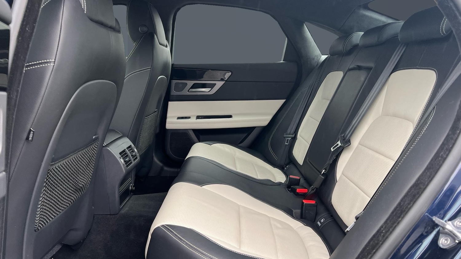 Used Jaguar XF 2020 for sale - 77728909: Photo 4