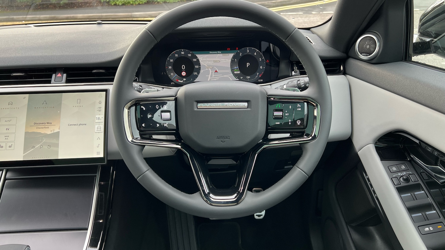 Used Land Rover Range Rover Evoque 2025 for sale - 77159089: Photo 15