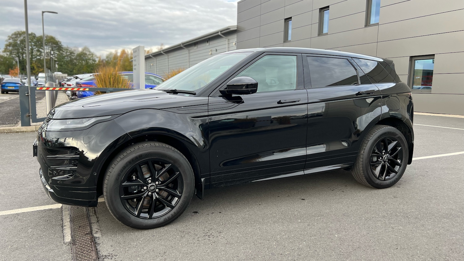 Used Land Rover Range Rover Evoque 2025 for sale - 77159089: Photo 23