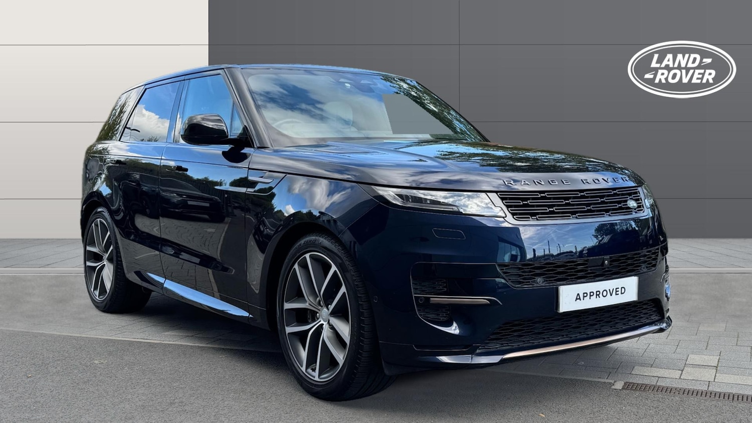 Used Land Rover Range Rover Sport 2022 for sale - 76101219: Photo 1