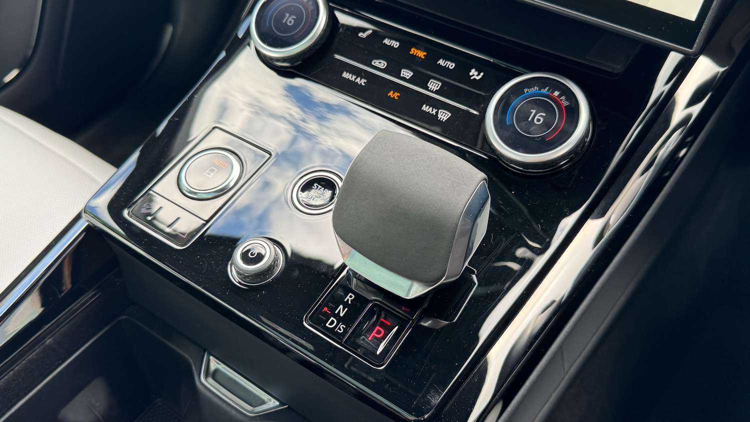 Used Land Rover Range Rover Sport 2022 for sale - 76101219: Photo 13