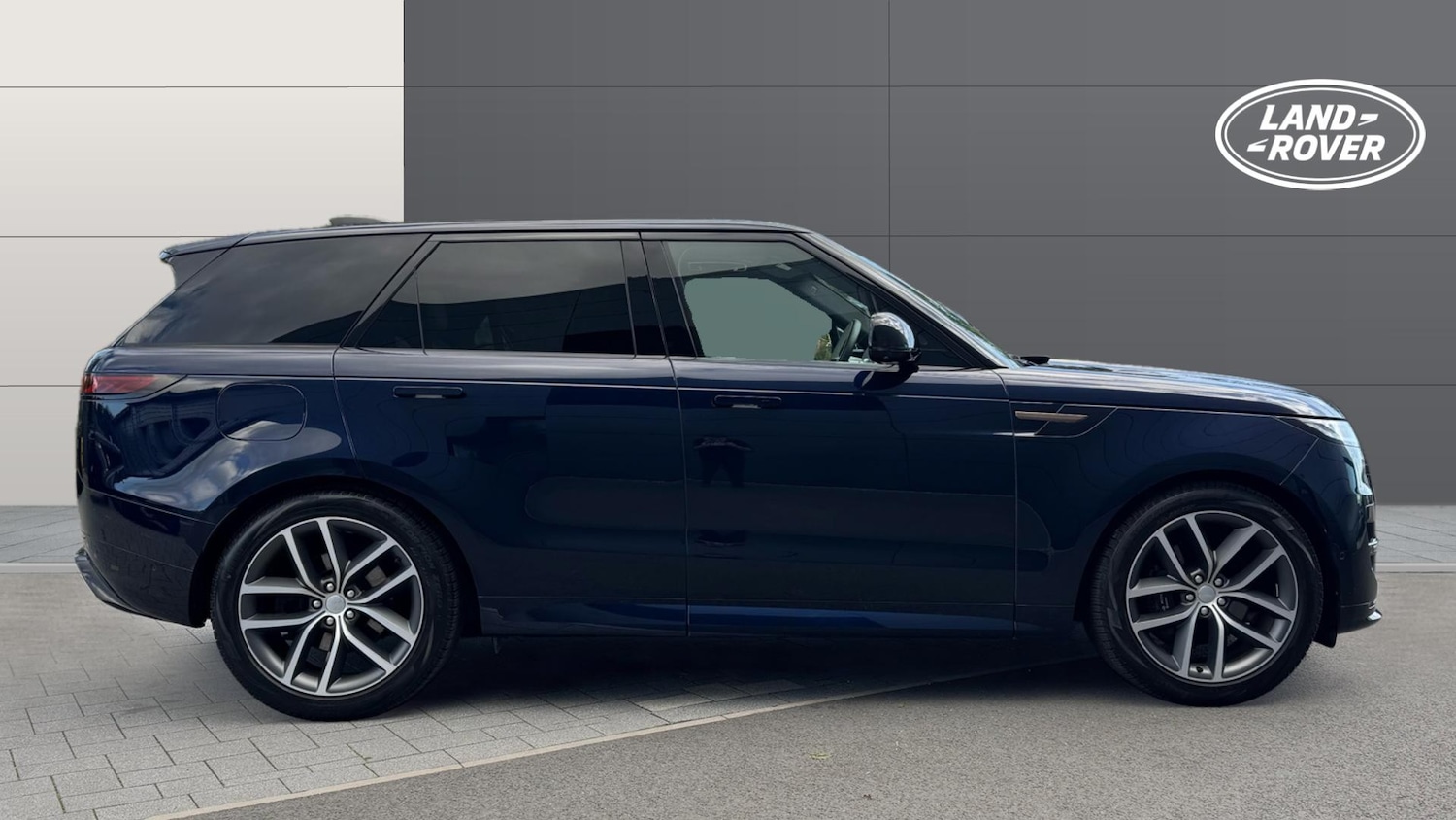 Used Land Rover Range Rover Sport 2022 for sale - 76101219: Photo 5