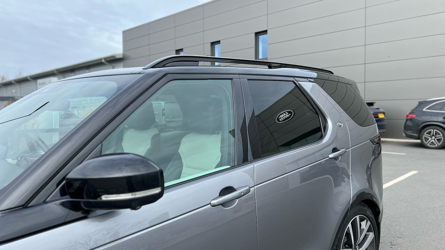 Used Land Rover Discovery 2022 for sale - 78010927: Photo 22