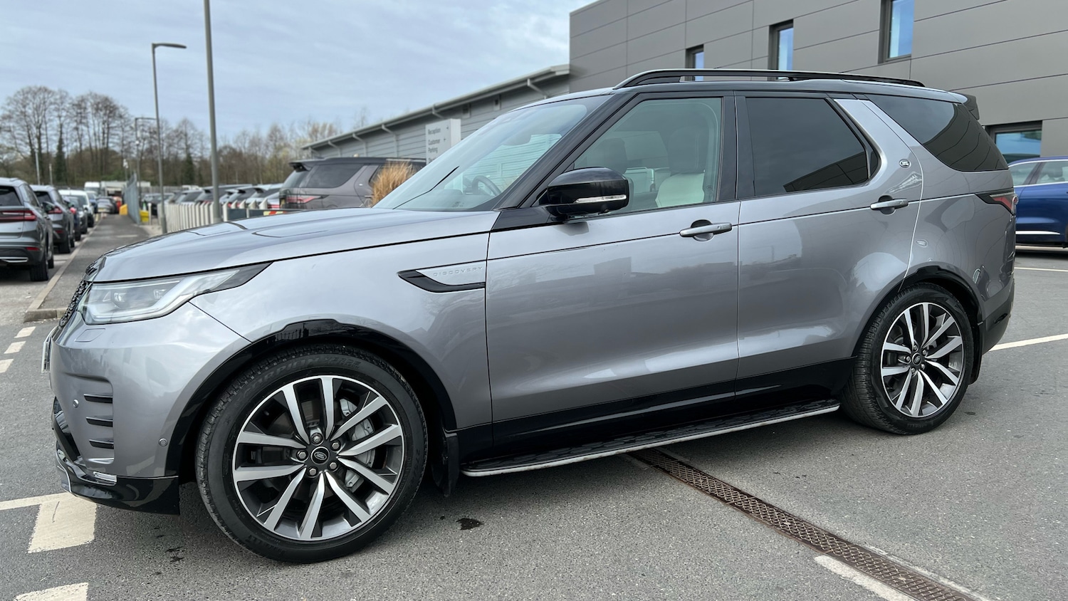 Used Land Rover Discovery 2022 for sale - 78010927: Photo 23