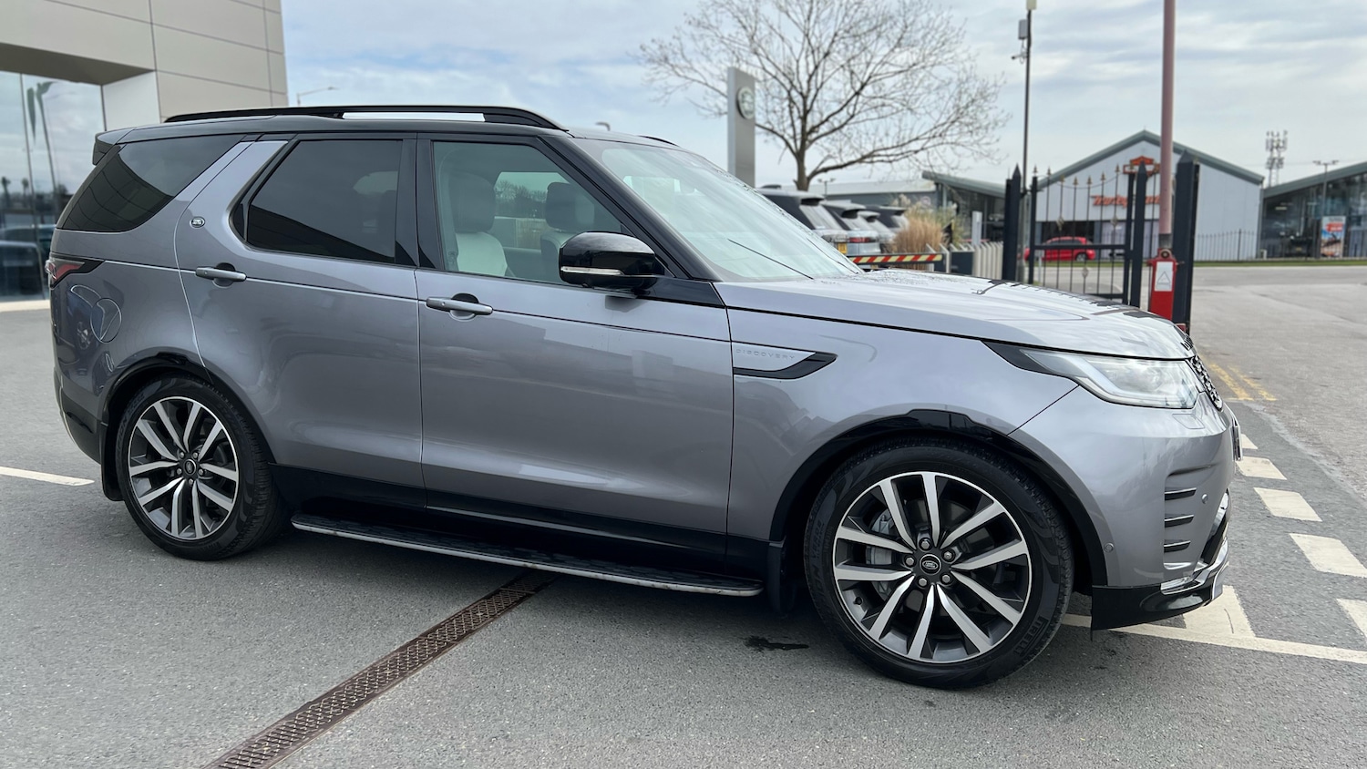 Used Land Rover Discovery 2022 for sale - 78010927: Photo 26