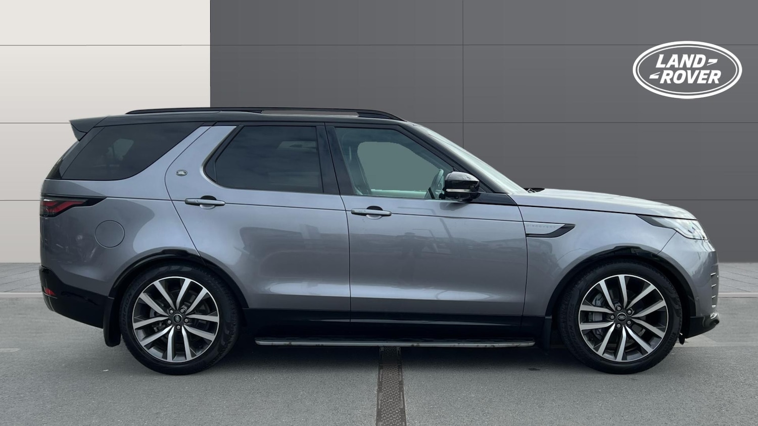 Used Land Rover Discovery 2022 for sale - 78010927: Photo 5