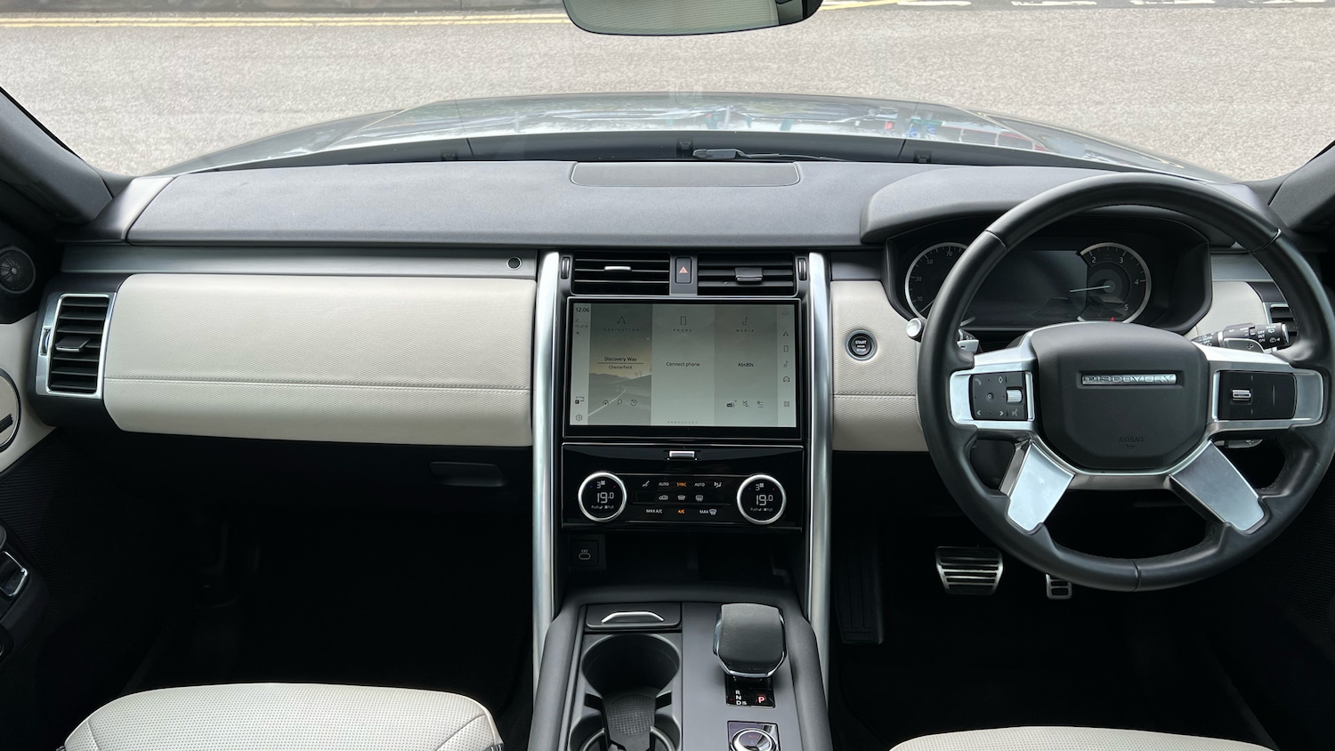 Used Land Rover Discovery 2022 for sale - 78010927: Photo 9