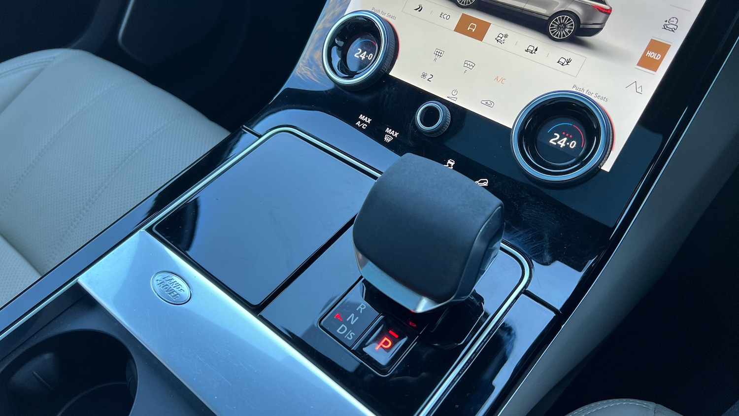 Used Land Rover Range Rover Velar 2021 for sale - 76725517: Photo 13