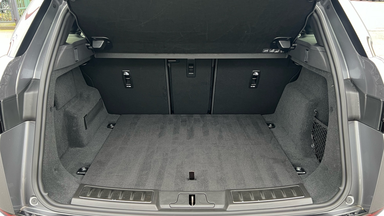 Used Land Rover Range Rover Evoque 2025 for sale - 76736410: Photo 10