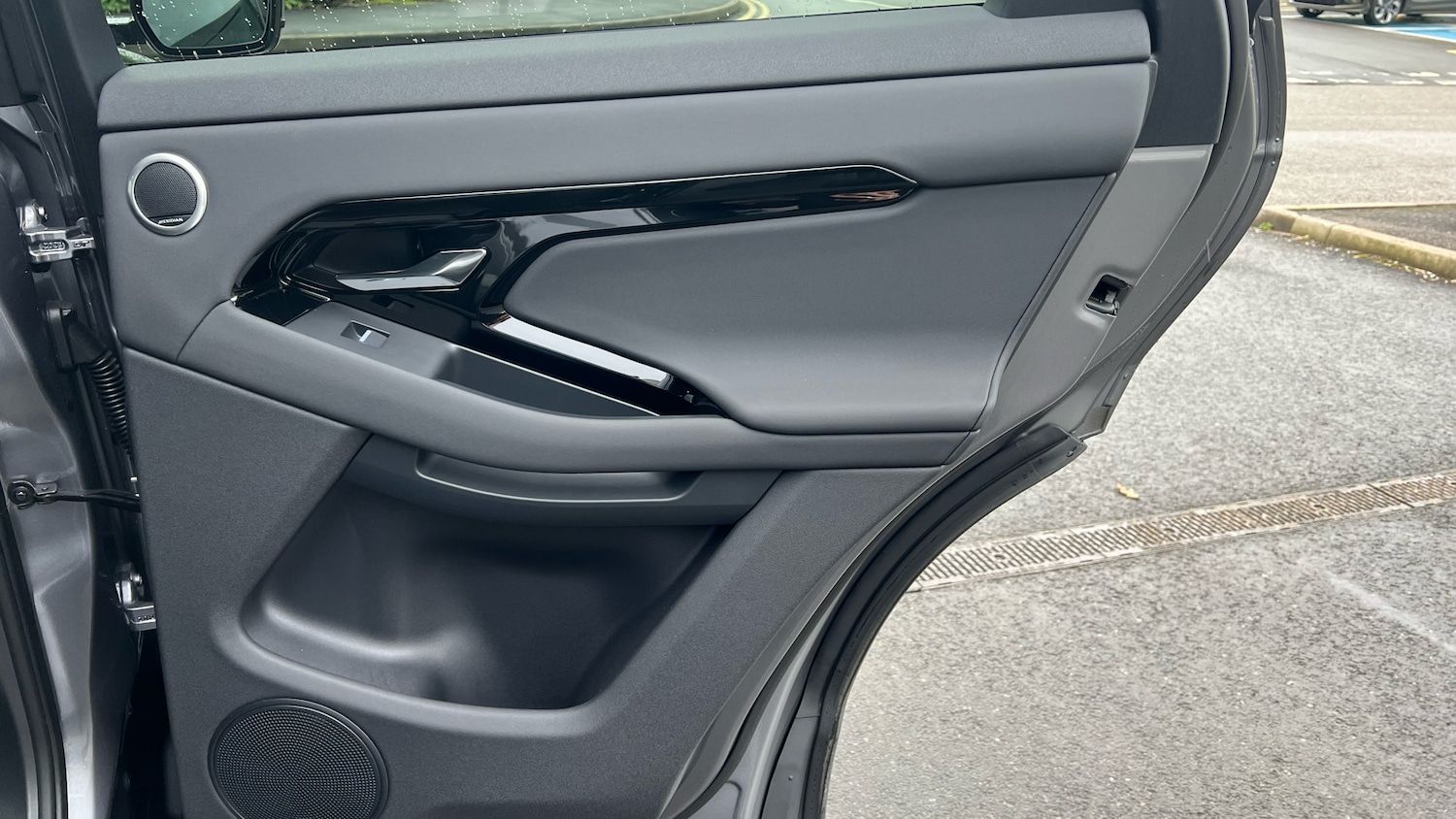 Used Land Rover Range Rover Evoque 2025 for sale - 76736410: Photo 32